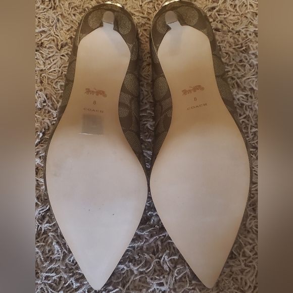 Size 8 - Wiley Signature Pumps by Coach!Khaki/Saddle - Picture 5 of 5